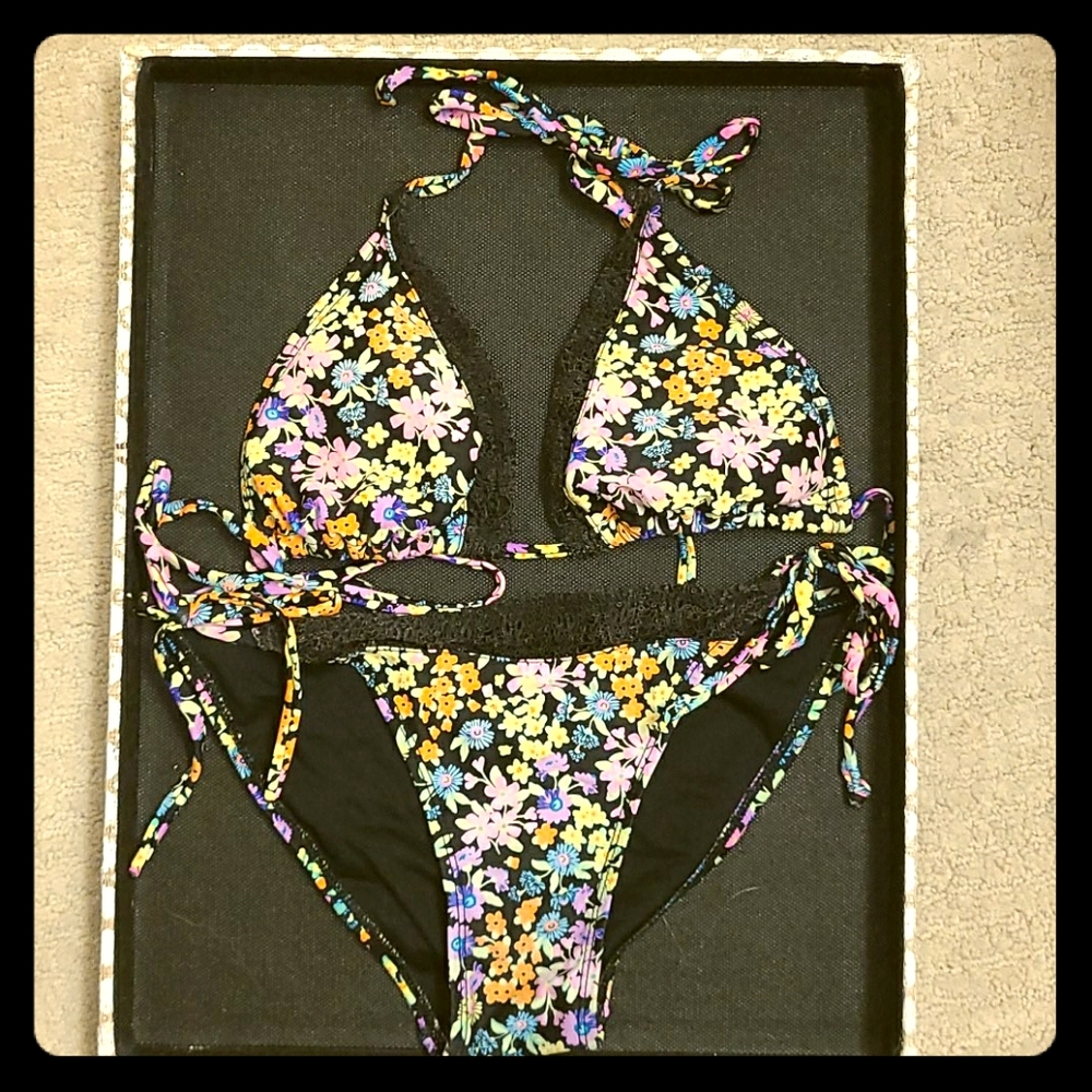 Floral Bikini Set *Vintage WET SEAL*